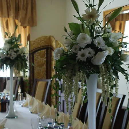 Отель Tenishouse Марки