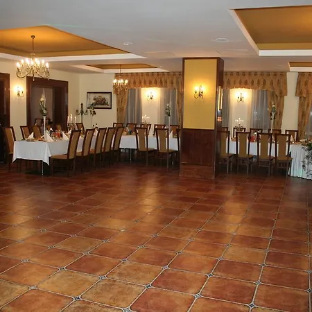 Tenishouse Отель Марки