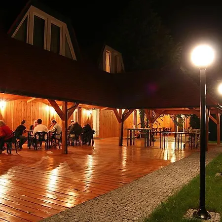 Tenishouse Отель Марки